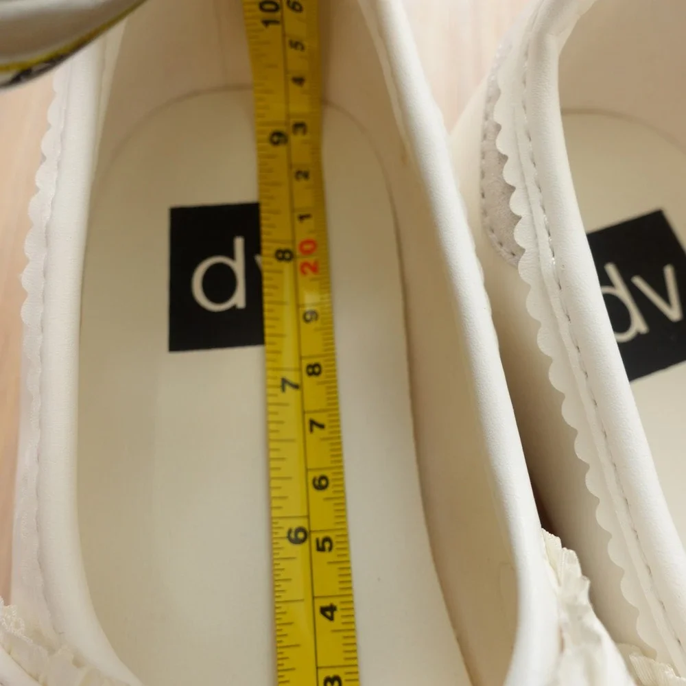 Mary Jane Sneakers Balletcore Shoes Women 6 White Lace Up Coquette DV Dolce Vita